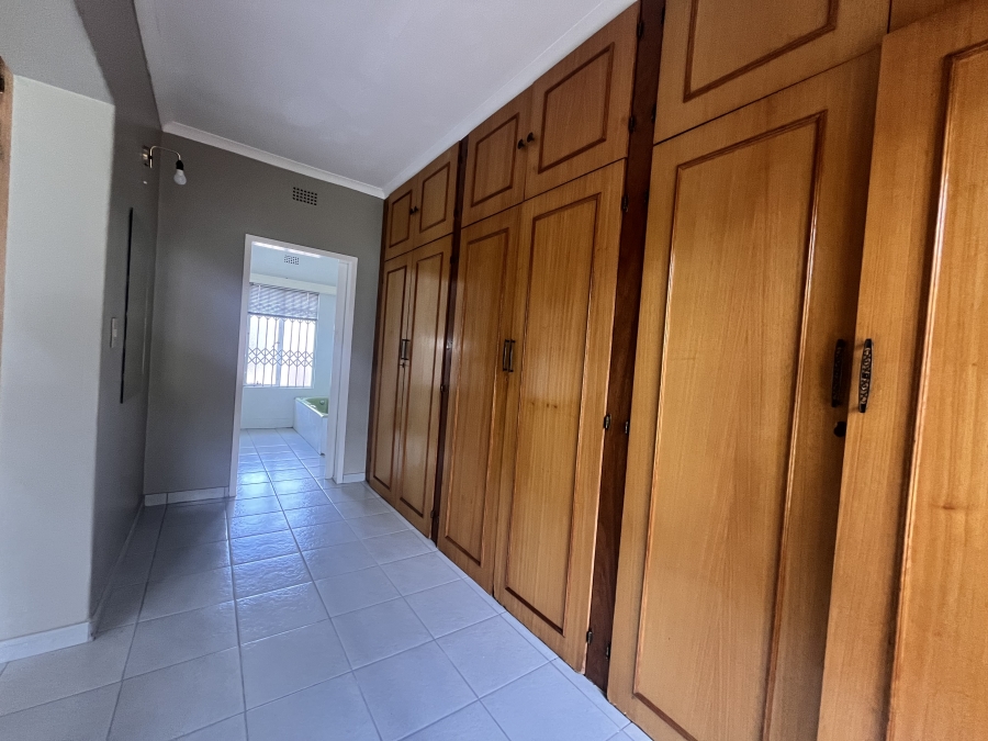 To Let 3 Bedroom Property for Rent in Flamwood North West